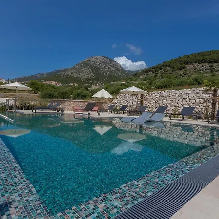 Grey House アパート