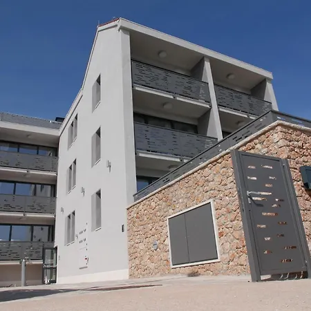 Grey House Apartman